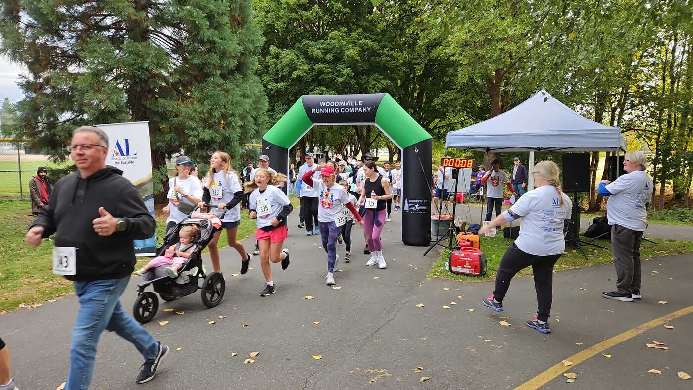 5K team runners at Marymoor Park