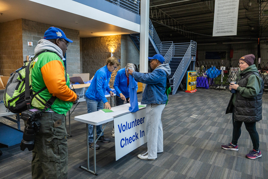 View Event Pictures in new tab