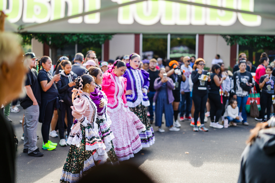 View Dancers #2 in new tab