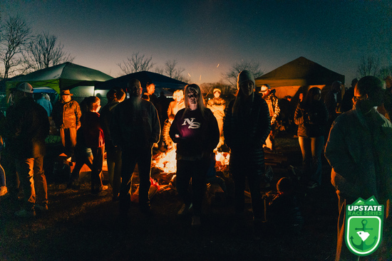 View Race Photos in new tab