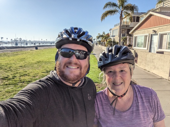 View photos in new tab