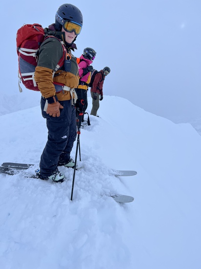 View photos in new tab