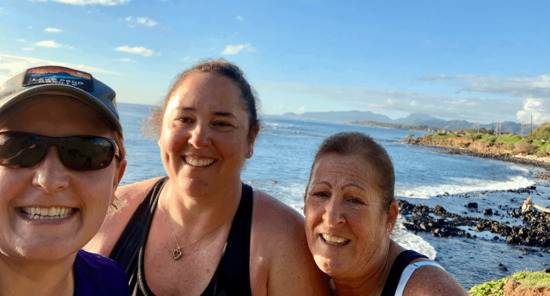 View photos in new tab