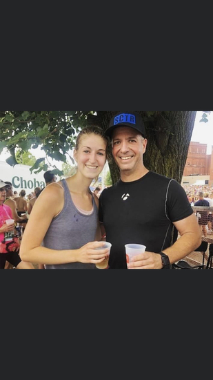 View photos in new tab