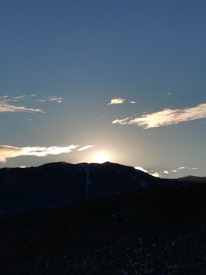 View photos in new tab