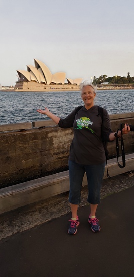 View photos in new tab