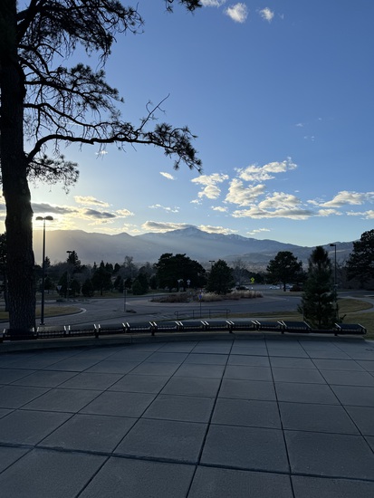 View photos in new tab