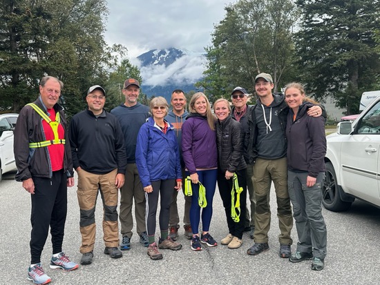 View photos in new tab