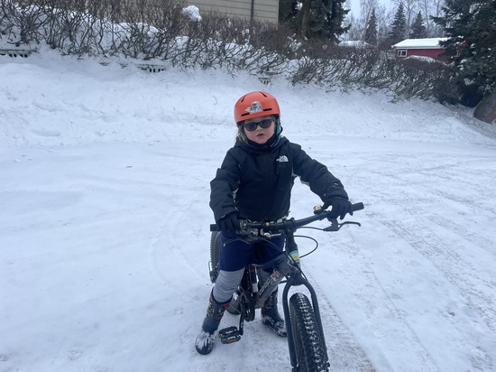 View photos in new tab