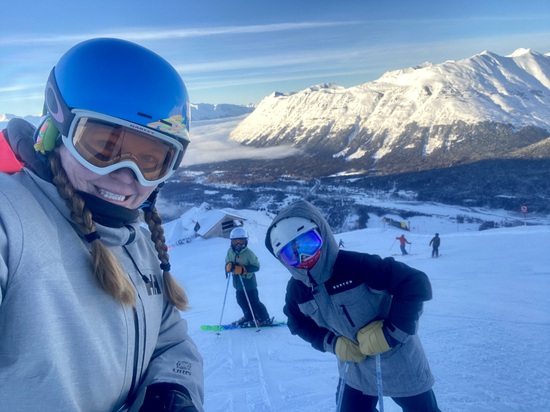 View photos in new tab