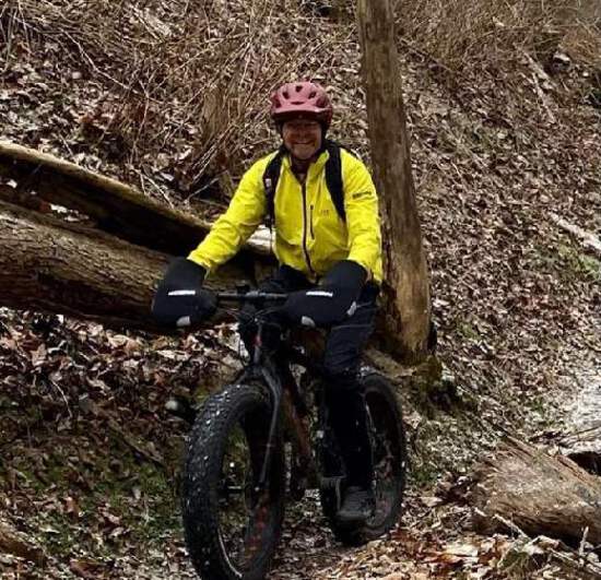 View photos in new tab