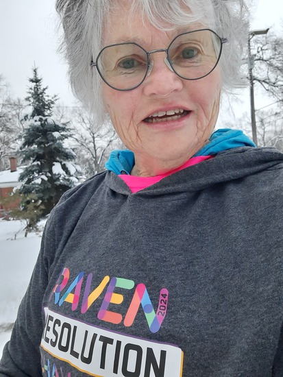 View photos in new tab