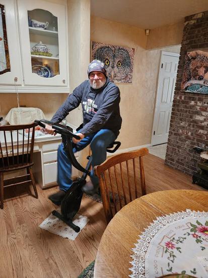 View photos in new tab