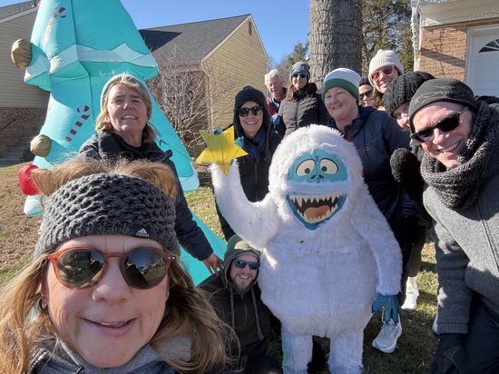 View photos in new tab