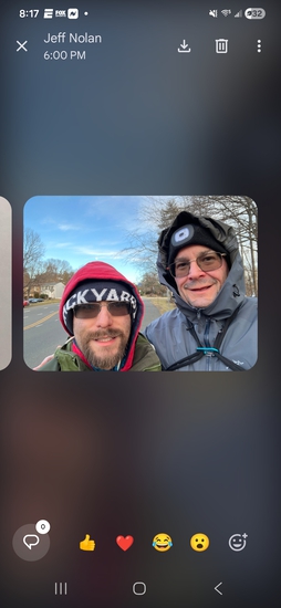 View photos in new tab