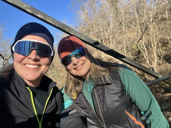 View photos in new tab