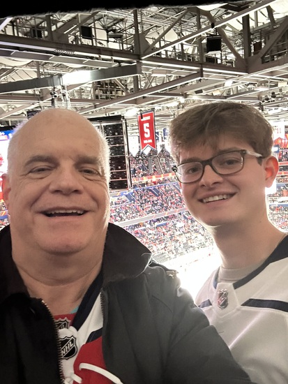 View photos in new tab