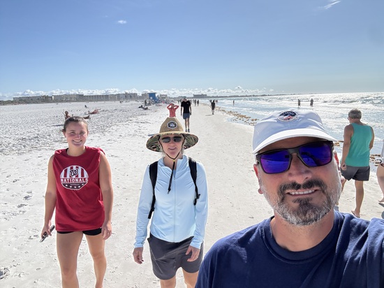 View photos in new tab