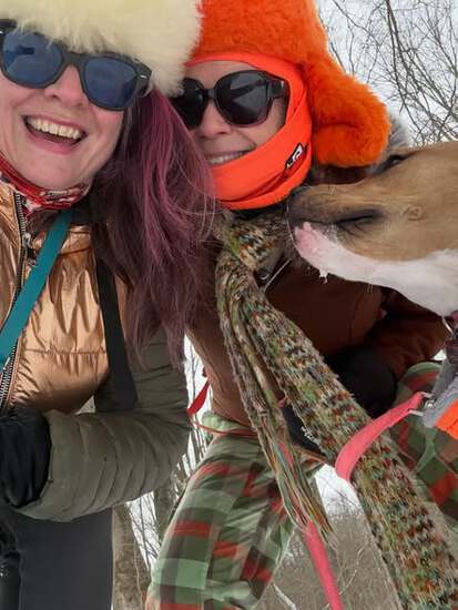 View photos in new tab