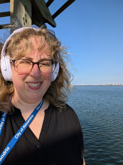 View photos in new tab