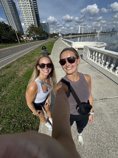 View photos in new tab