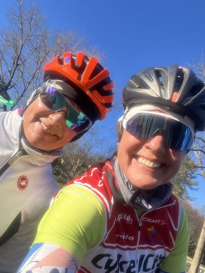 View photos in new tab