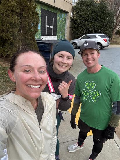 View photos in new tab