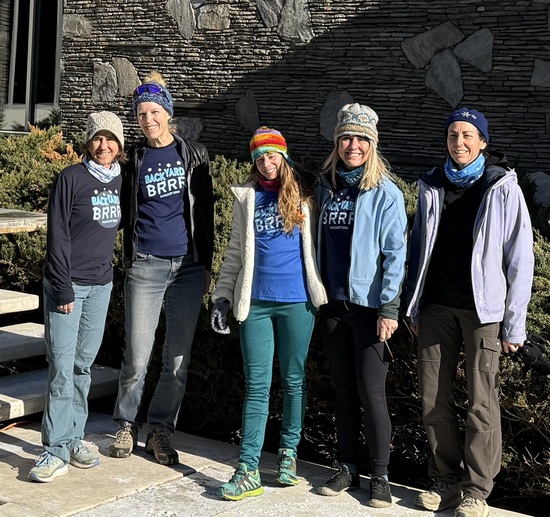 View photos in new tab