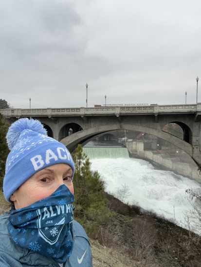 View photos in new tab