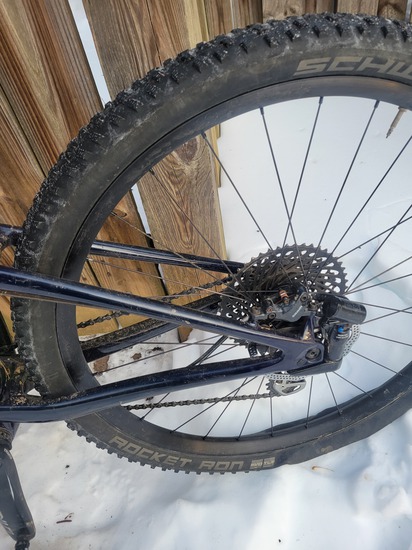 View photos in new tab