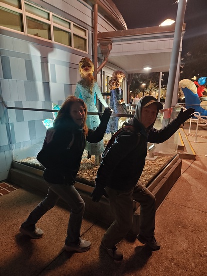 View photos in new tab