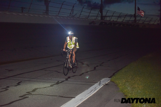 View Run Daytona 10K - Runners on Course in new tab