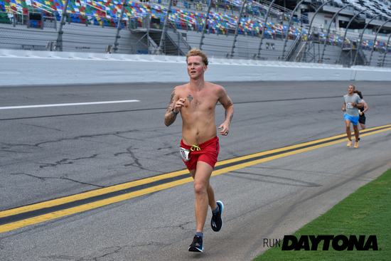 View 5K Runners on Course in new tab