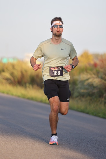 View Sunday Mile 2.5 in new tab