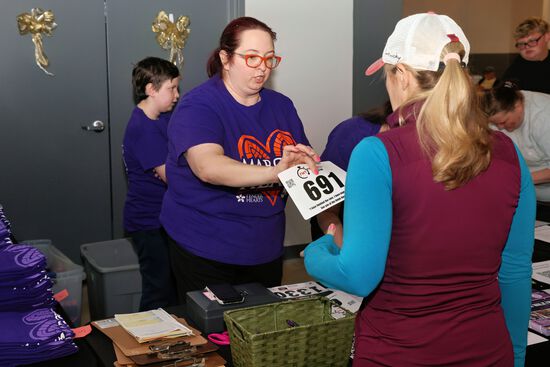 View Pre-Race in new tab