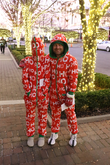 View Candids in new tab