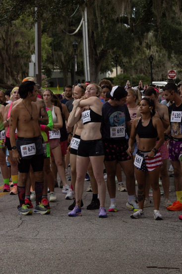 View Race Photos in new tab