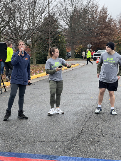 View 2025 FredNats 5k before start in new tab
