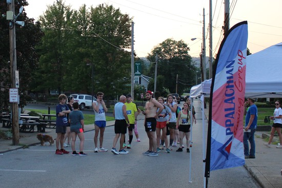 View All Race Photos in new tab