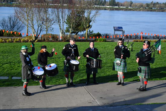 View Pre-Race in new tab