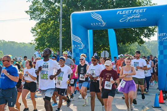 View Race Day Photos in new tab