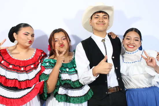 View Full Booth pics in new tab