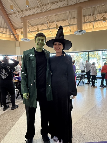 View Costume competition! in new tab