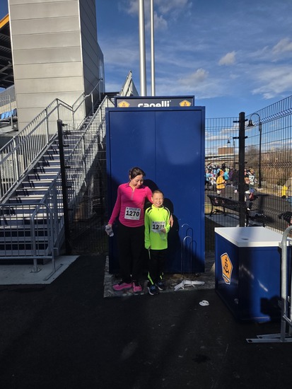 View photos in new tab