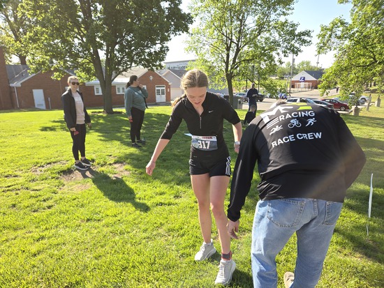 View Race Photos in new tab