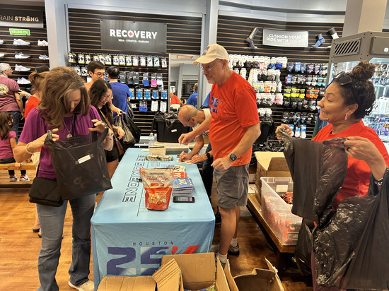 View 2025 Houston 25K in new tab