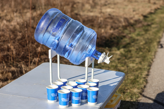 View Candids in new tab