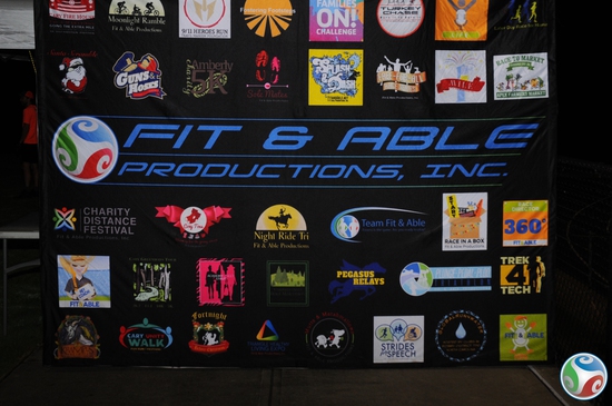 View Photo Wall in new tab