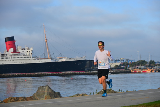 View Race Photos in new tab