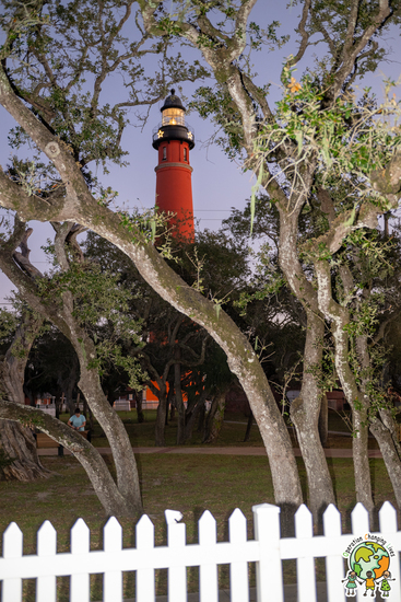 View Candid, Posed, Awards in new tab